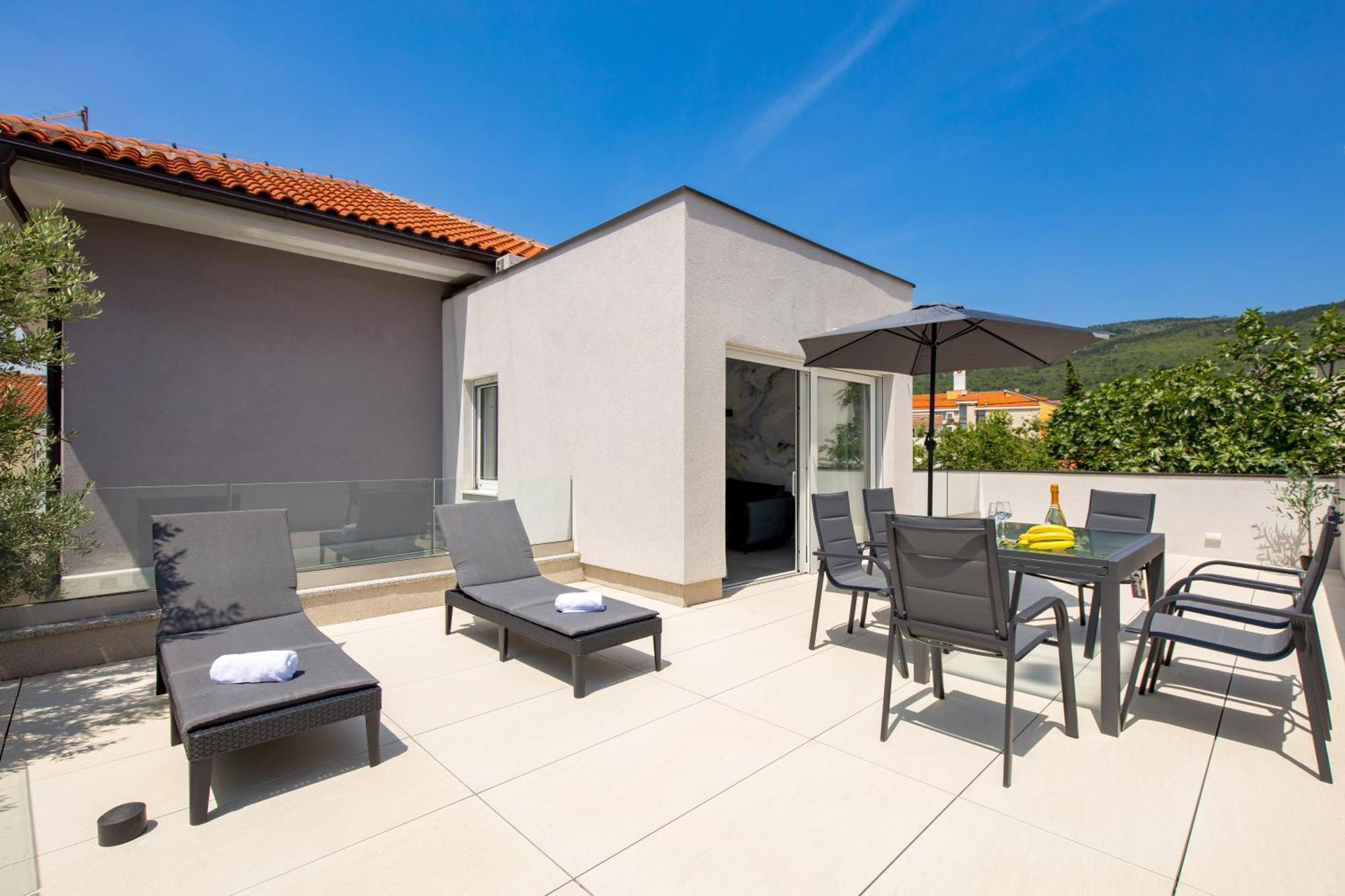 Villa Mar Selce Eksteriør billede